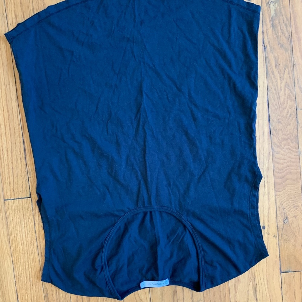 Navy top